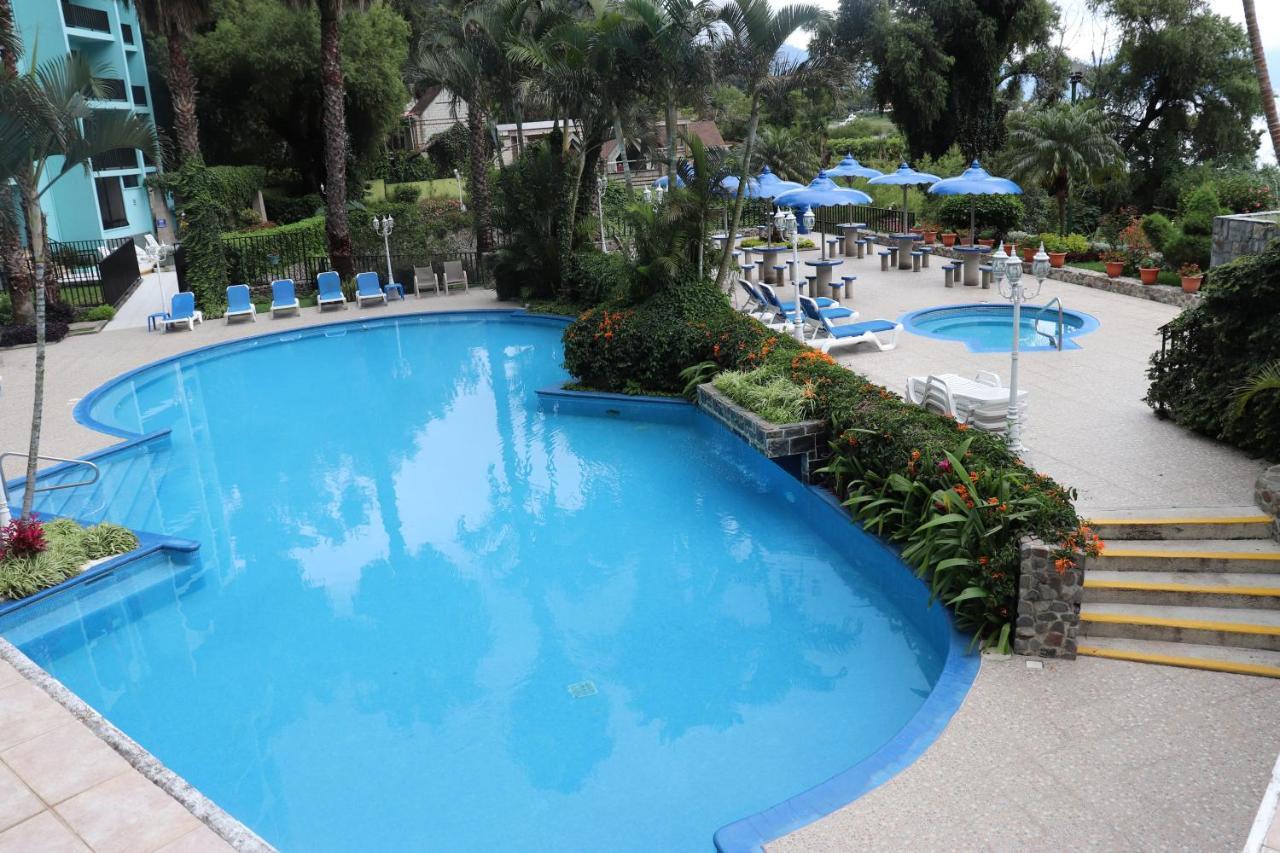Hotel La Riviera De Atitlan Panajachel Bagian luar foto