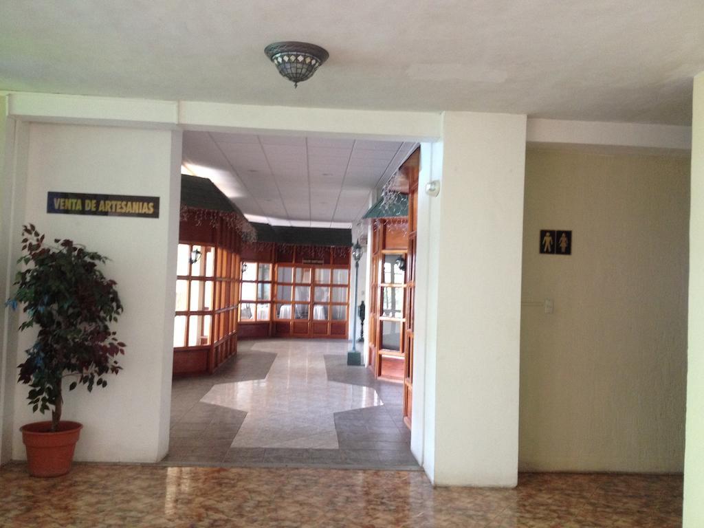 Hotel La Riviera De Atitlan Panajachel Bagian luar foto